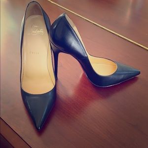 Christian Louboutin So Kate